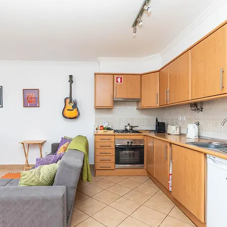 Varanda, Town Centre Apartman *