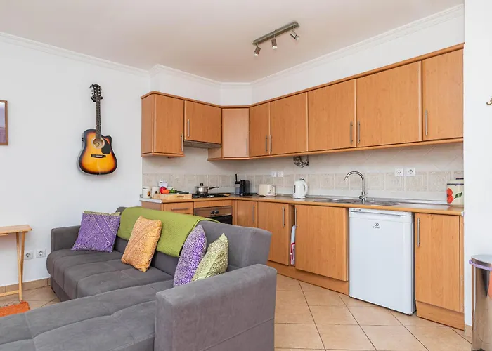 아파트 Varanda, Town Centre 타비라